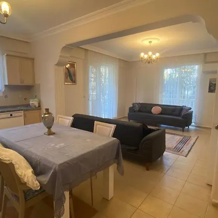 Apartman Erguen 37-2 *